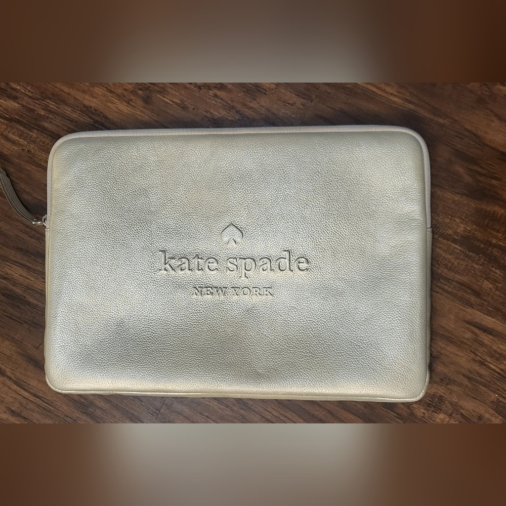Kate Spade Larchment Ave Logo Silver Laptop Leather Case